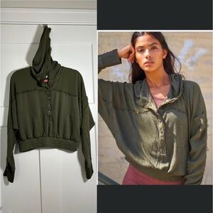 Free People XS oversized cropped sweatshirt top